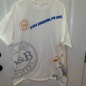 Vintage Dave & Buster’s White Graphic T-Shirt XL